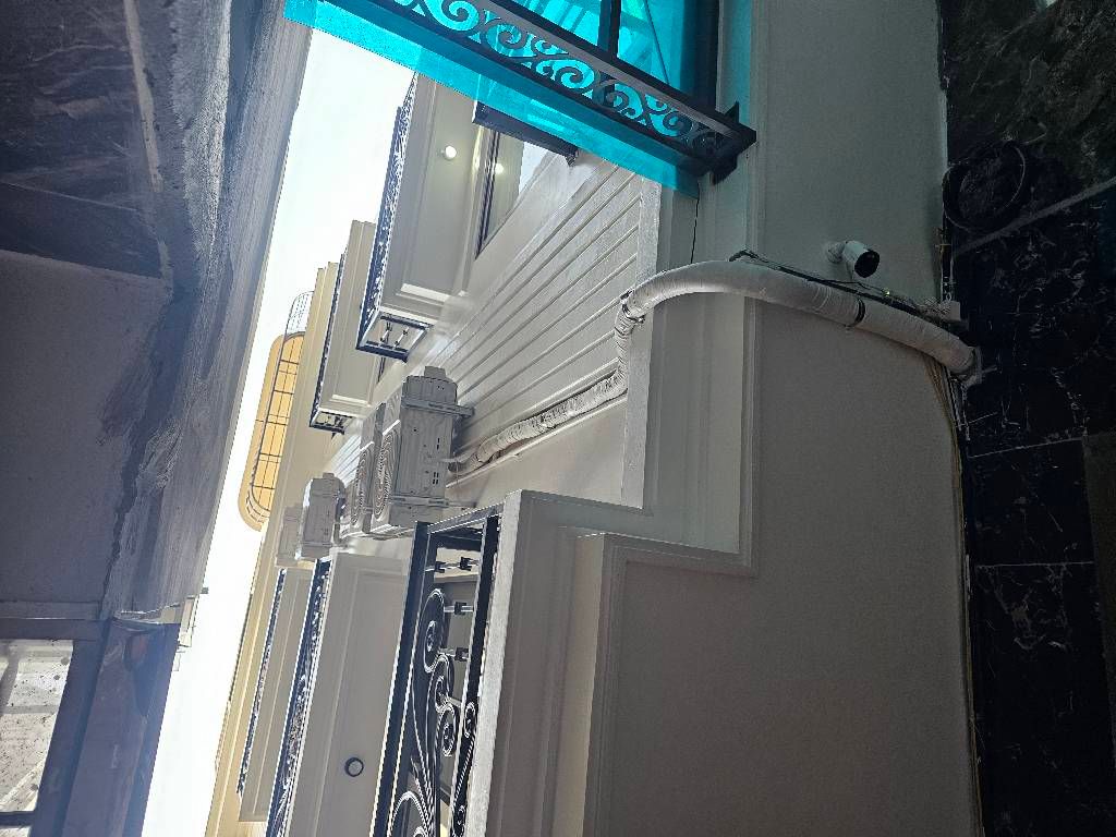 Bán nhà Trần Khát Chân - diện tích 41m2 5 tầng - Thang Máy Gần Phố - giá 13,6 tỷ