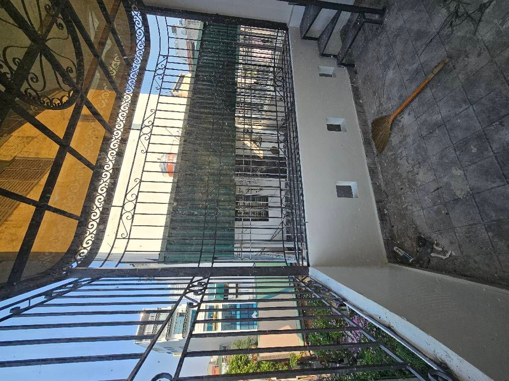 Bán nhà Trần Khát Chân - diện tích 41m2 5 tầng - Thang Máy Gần Phố - giá 13,6 tỷ