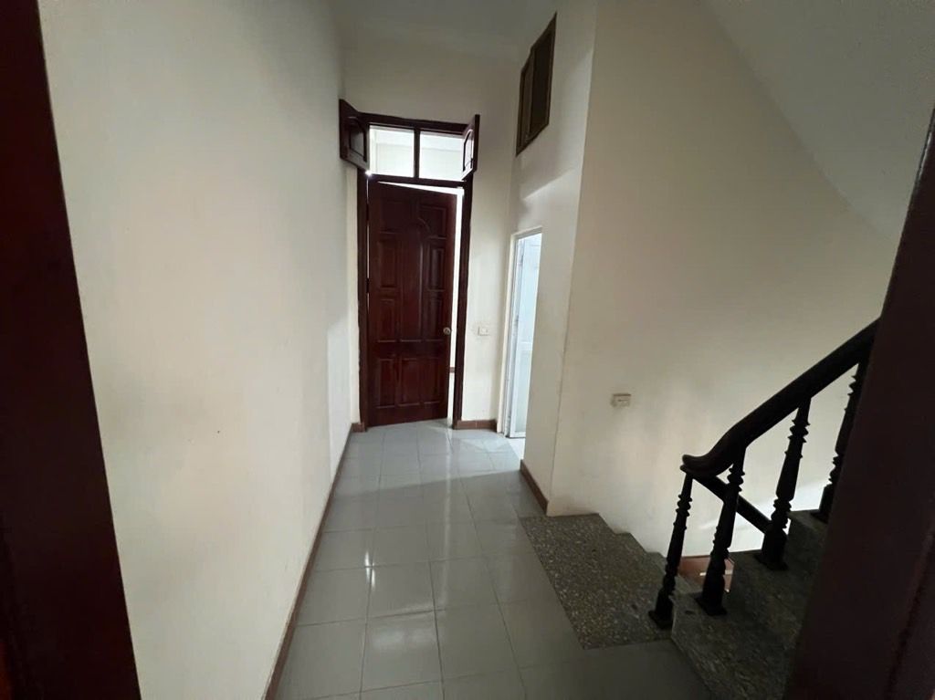 Bán nhà Bạch Đằng - diện tích 38m2 4 tầng - Mặt ngõ ô tô - giá 15,9 tỷ