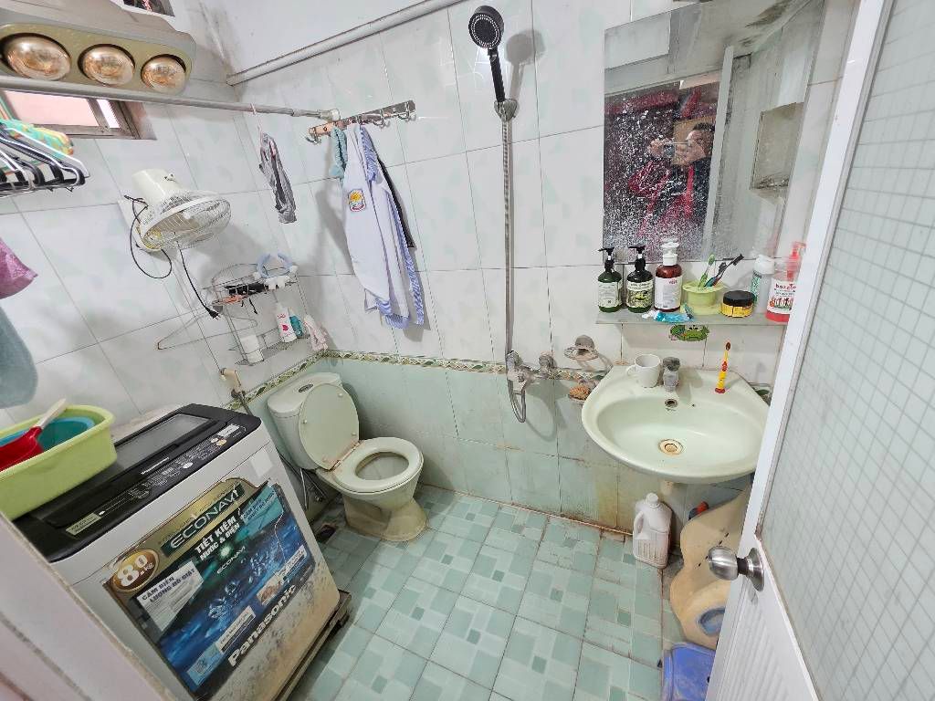 Bán nhà Nguyễn Lương Bằng - diện tích 28.7m2 3 tầng - Ô tô tránh - giá 15,2 tỷ