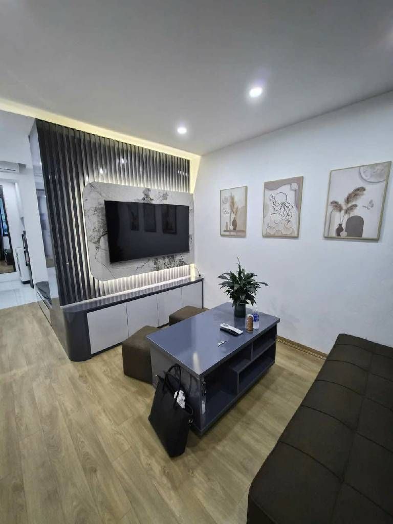 Bán nhà Thái Hà - diện tích 50m2 2 tầng - Nội thất đẹp chỉ việc xách vali về ở - giá 4,8 tỷ