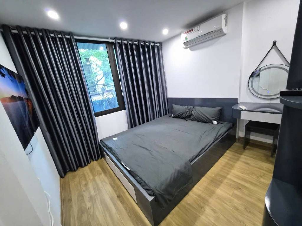 Bán nhà Thái Hà - diện tích 50m2 2 tầng - Nội thất đẹp chỉ việc xách vali về ở - giá 4,8 tỷ