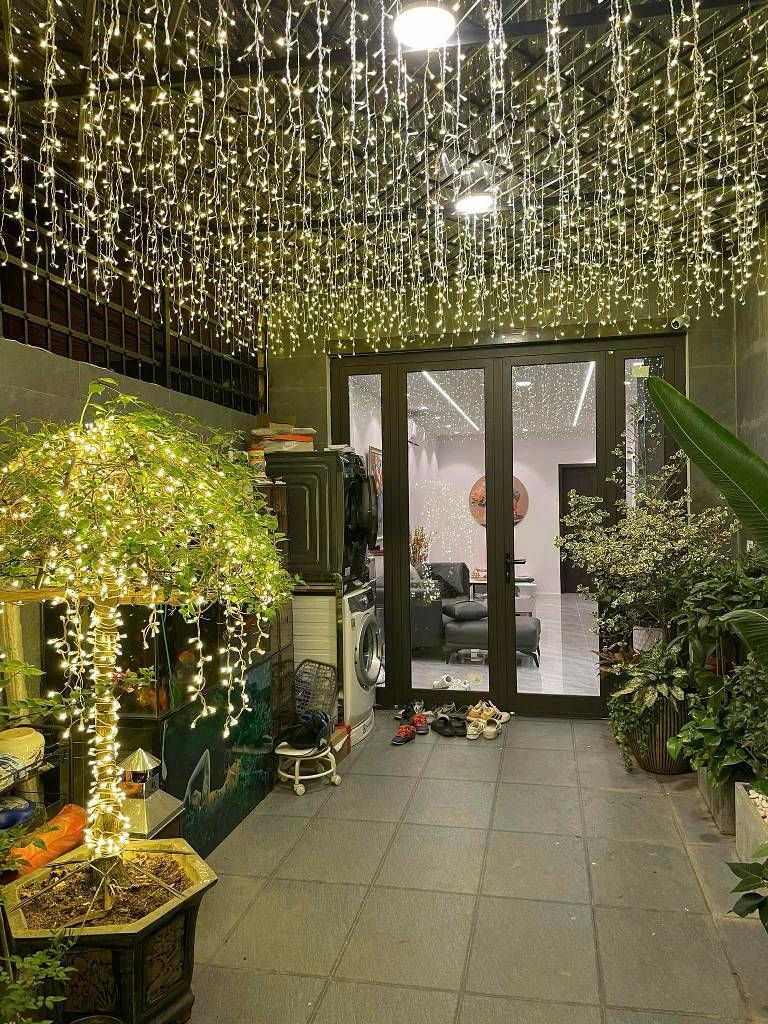 Bán nhà Đê La Thành - diện tích 48,3m2 1 tầng - Ô tô đỗ ngày đêm - giá 8,6 tỷ