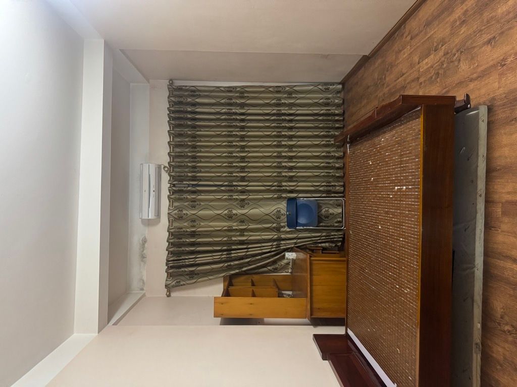 Bán nhà Ngọc Hồi - diện tích 31m2 5 tầng - kinh doanh tốt - giá 9,7 tỷ