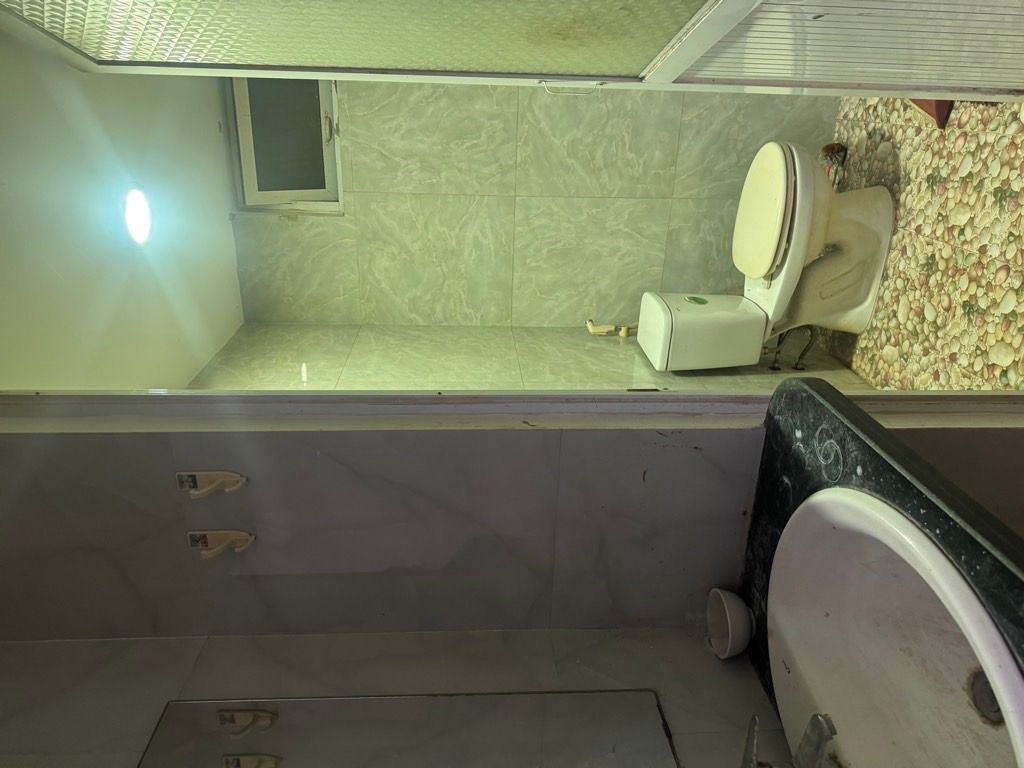 Bán nhà Ngọc Hồi - diện tích 31m2 5 tầng - kinh doanh tốt - giá 9,7 tỷ