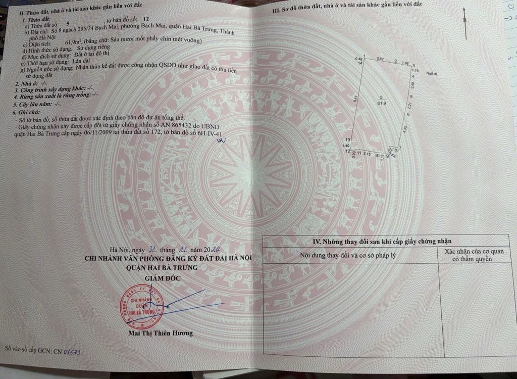 Bán nhà Bạch Mai - diện tích 61.9m2 3 tầng - Cách ô tô tránh 15m - giá 13 tỷ