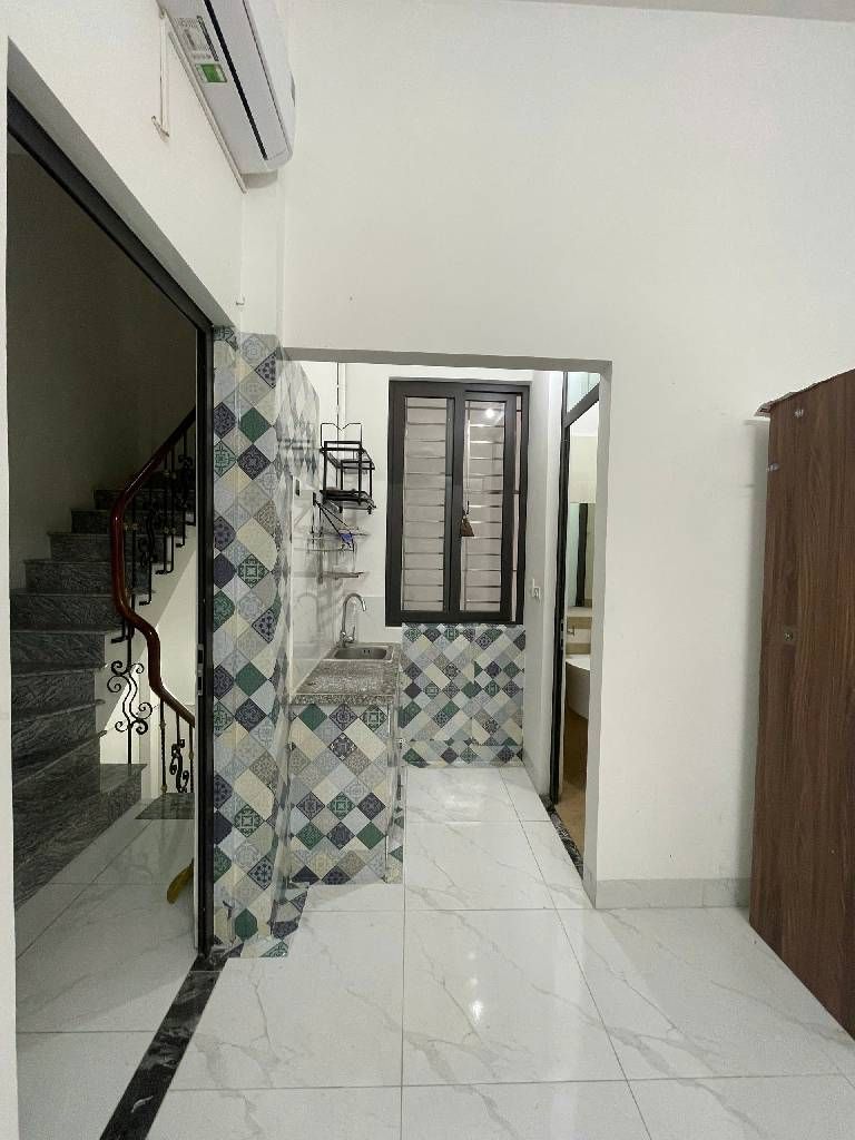 Bán nhà Nguyễn Trãi - diện tích 53.7m2 4 tầng - Nhà thiết kế dạng căn hộ cho thuê - giá 12,4 tỷ