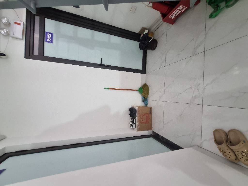 Bán nhà Nguyễn Trãi - diện tích 53.7m2 4 tầng - Nhà thiết kế dạng căn hộ cho thuê - giá 12,4 tỷ