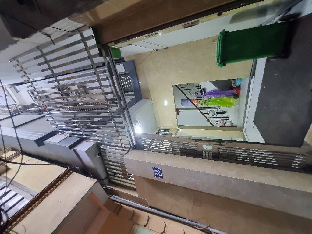 Bán nhà Nguyễn Trãi - diện tích 53.7m2 4 tầng - Nhà thiết kế dạng căn hộ cho thuê - giá 12,4 tỷ