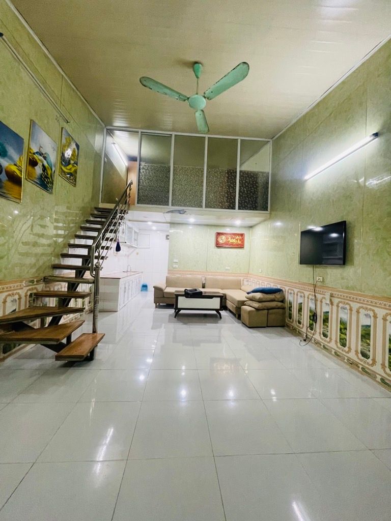 Bán nhà Định Công Thượng - diện tích 35m2 1 tầng - nhỏ tiền không sổ - giá 1,75 tỷ