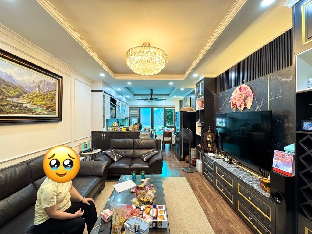 Bán nhà Tân Mai - diện tích 71m2 6 tầng - Ô TÔ TRÁNH - giá 23,5 tỷ