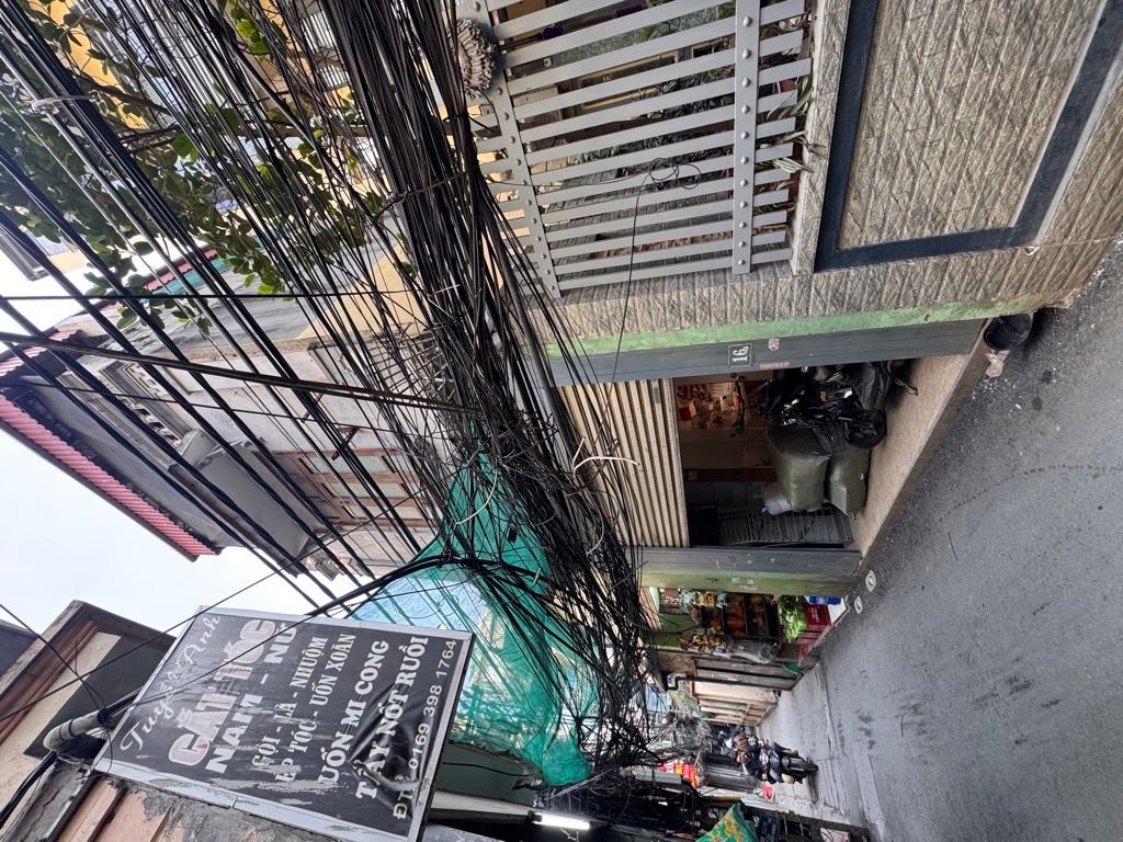 Bán nhà Triều Khúc - diện tích 45m2 3 tầng - NGÕ THÔNG - SIÊU NÔNG VÀI BƯỚC RA PHỐ - GIÁ ĐẦU TƯ - giá 9,4 tỷ