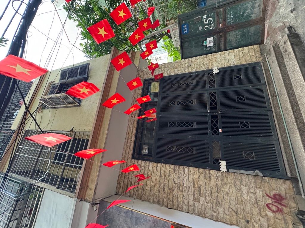 Bán nhà Khương Đình - diện tích 115m2 4 tầng - Lô góc, mặt ngõ thông kinh doanh - giá 24,5 tỷ