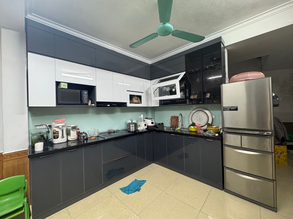 Bán nhà Khương Đình - diện tích 115m2 4 tầng - Lô góc, mặt ngõ thông kinh doanh - giá 24,5 tỷ