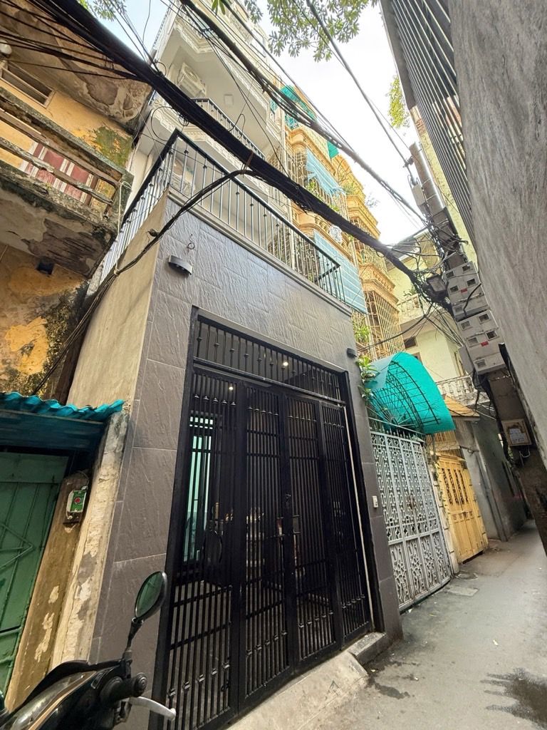 Bán nhà Toàn Thắng - diện tích 48.4m2 5 tầng - thang máy - giá 14,5 tỷ