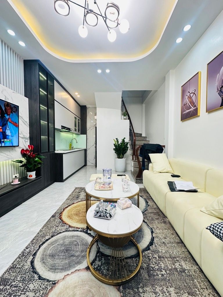 Bán nhà Kim Ngưu - diện tích 26,3m2 4 tầng - Ngõ thông - giá 6,15 tỷ