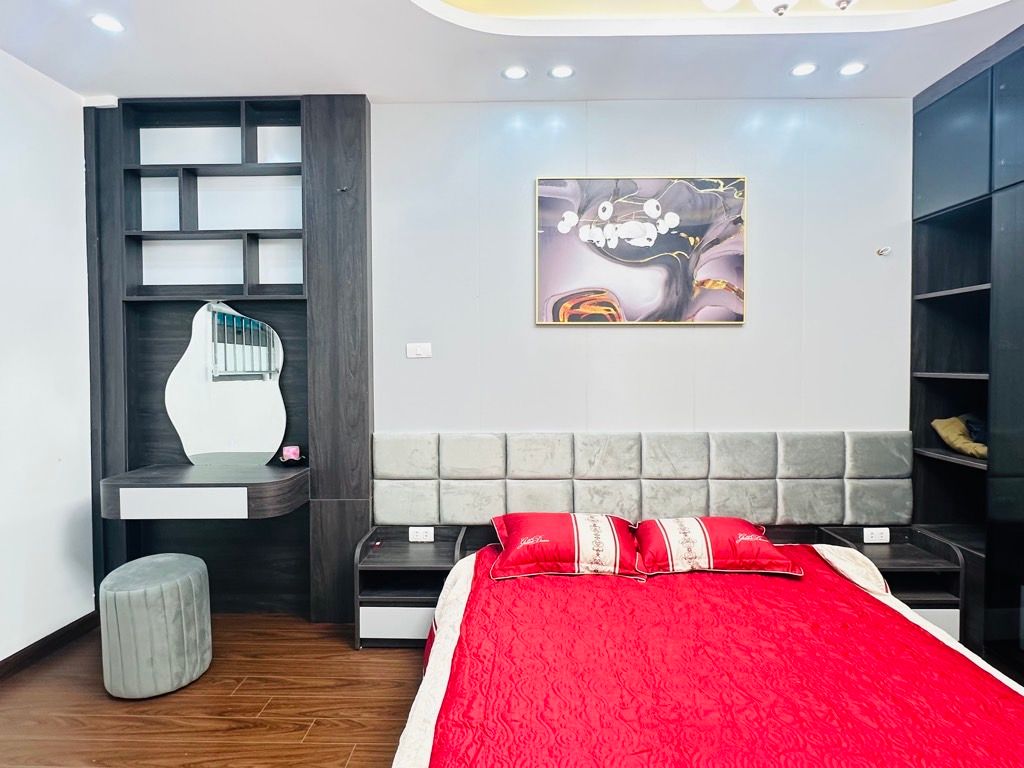 Bán nhà Kim Ngưu - diện tích 26,3m2 4 tầng - Ngõ thông - giá 6,15 tỷ