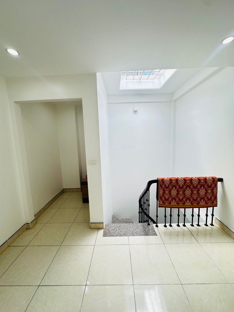 Bán nhà Kim Ngưu - diện tích 26,3m2 4 tầng - Ngõ thông - giá 6,15 tỷ