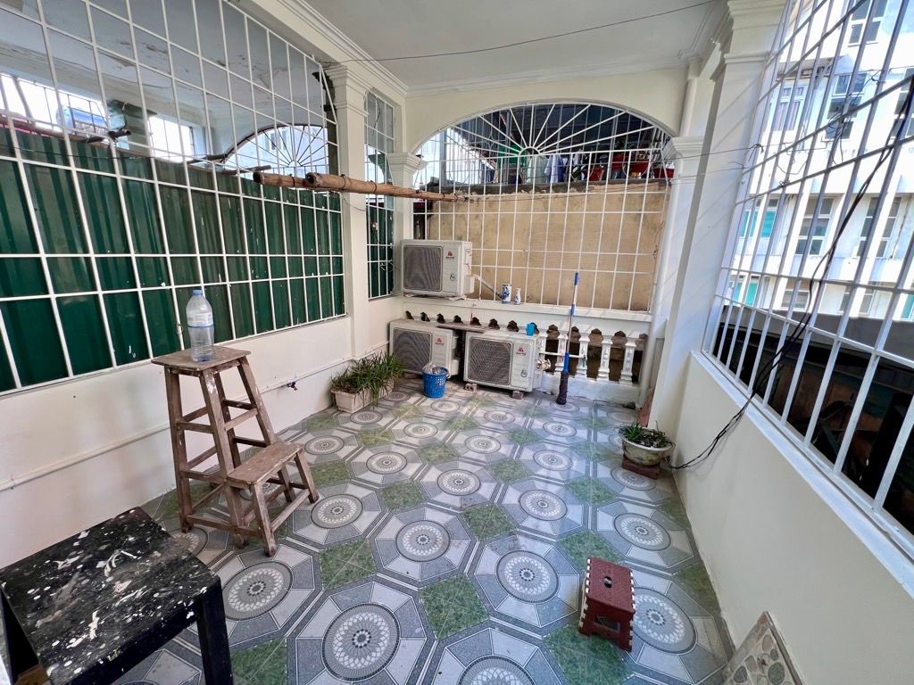 Bán nhà Nguyễn Trãi - diện tích 17m2 5 tầng - Gần phố - giá 6,15 tỷ