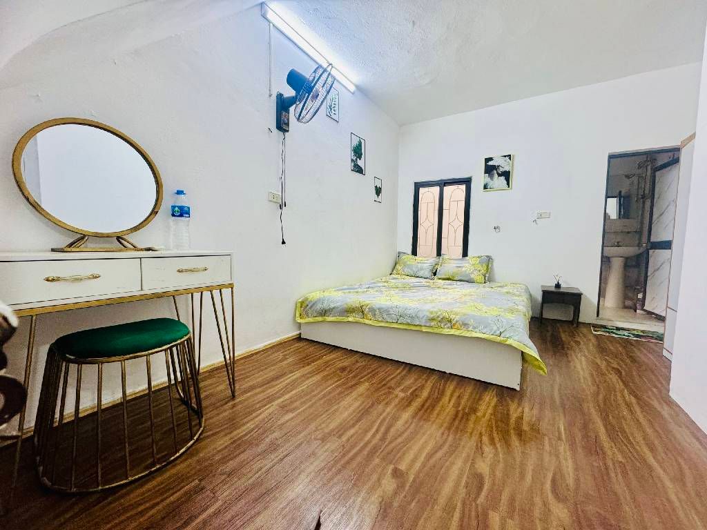 Bán nhà Khâm Thiên - diện tích 35.5m2 5 tầng - Nhà đẹp trung tâm - giá 5,3 tỷ