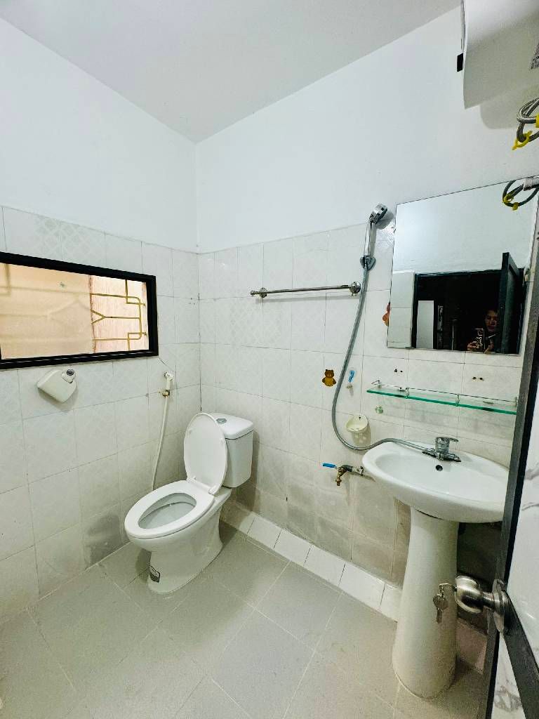 Bán nhà Khâm Thiên - diện tích 35.5m2 5 tầng - Nhà đẹp trung tâm - giá 5,3 tỷ