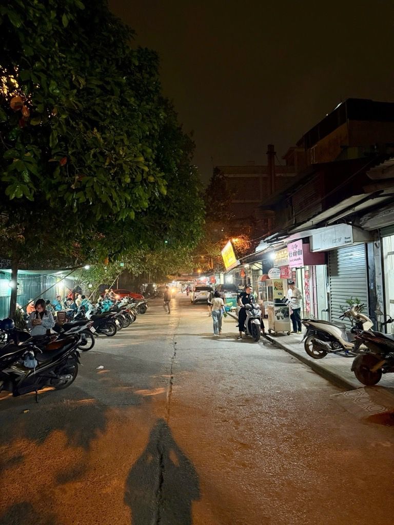 Bán nhà Dương Văn Bé - diện tích 68.4m2 1 tầng - ô tô tránh - giá 19 tỷ