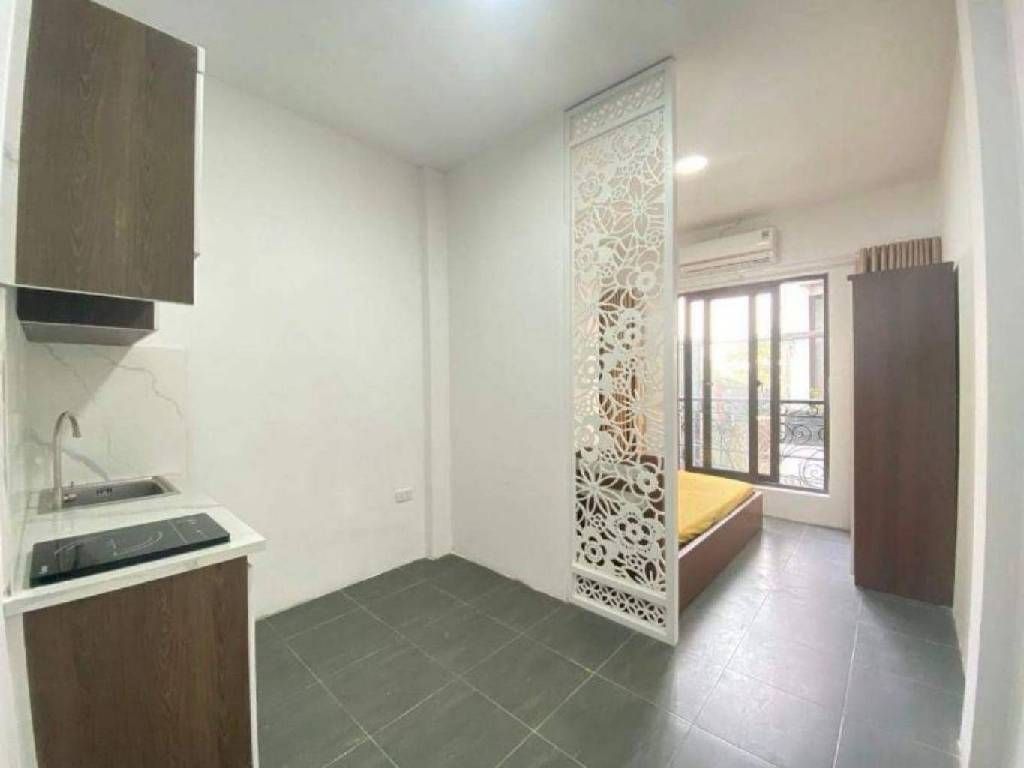 Bán nhà Lĩnh Nam - diện tích 101m2 6 tầng - Lô góc - giá 17,5 tỷ