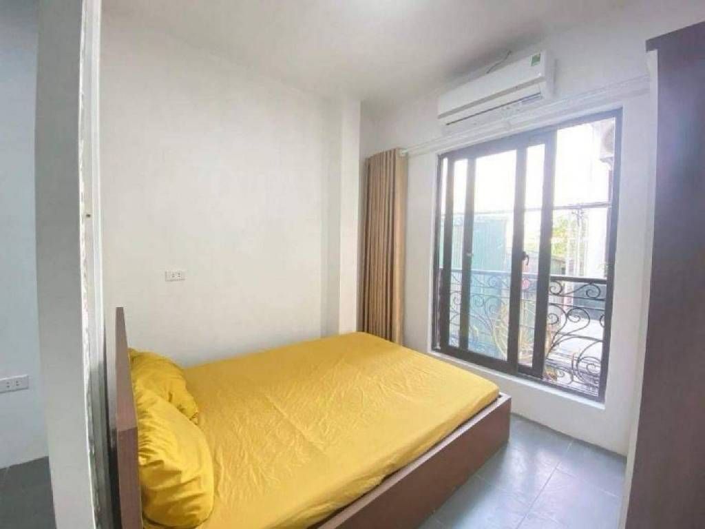 Bán nhà Lĩnh Nam - diện tích 101m2 6 tầng - Lô góc - giá 17,5 tỷ