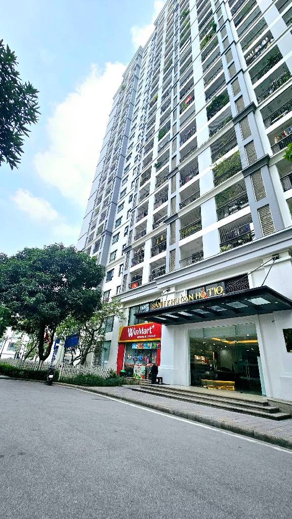 Bán nhà Vinhomes Times City - diện tích 106m2 1 tầng - View sân thể thao - giá 14,5 tỷ