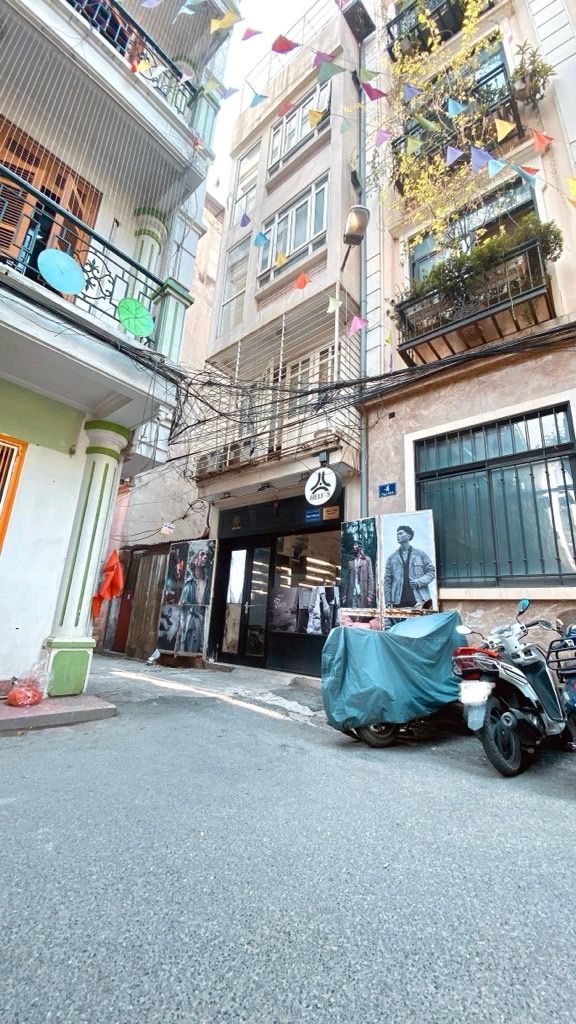 Bán nhà Tạ Quang Bửu - diện tích 31.1m2 5 tầng - Mặt ngõ thông kinh doanh ô tô đỗ cửa - giá 11 tỷ