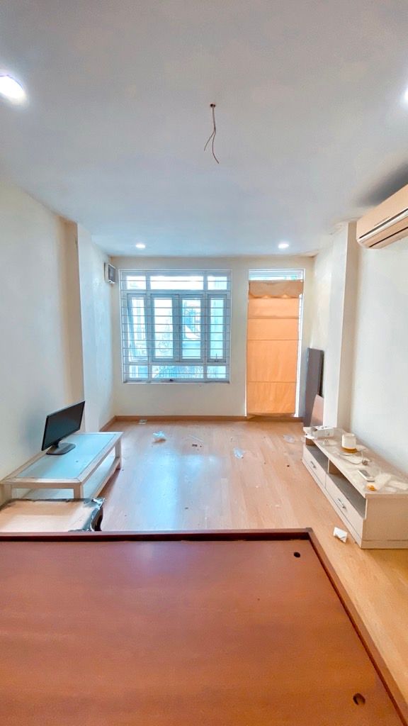 Bán nhà Tạ Quang Bửu - diện tích 31.1m2 5 tầng - Mặt ngõ thông kinh doanh ô tô đỗ cửa - giá 11 tỷ