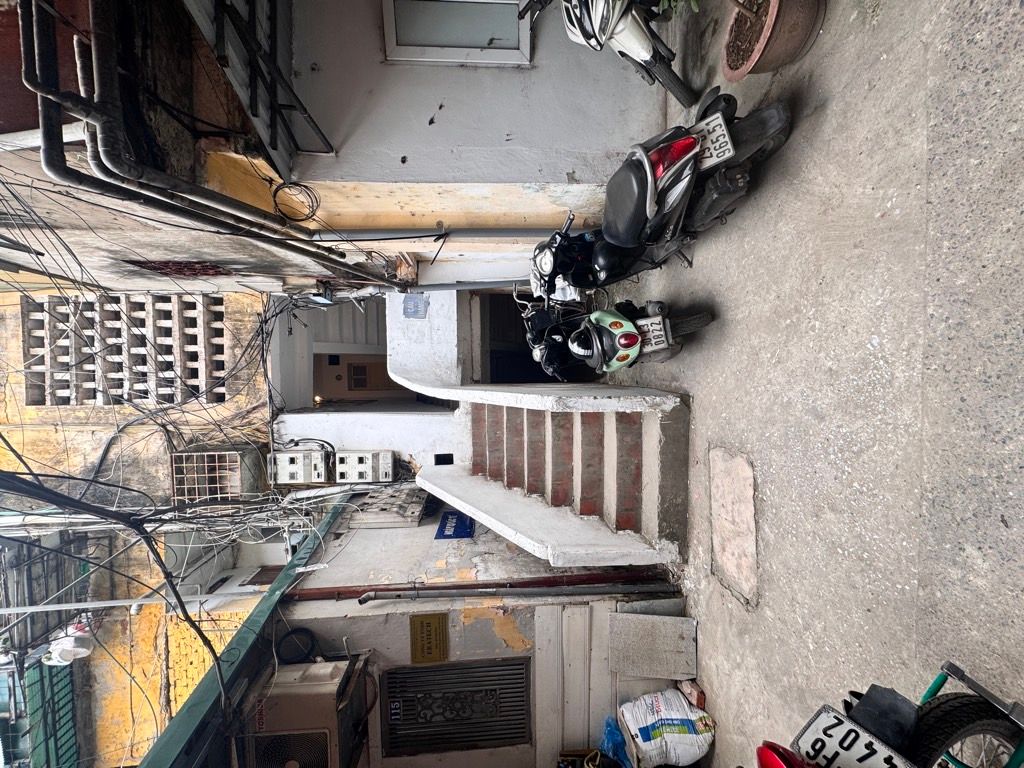 Bán nhà Minh Khai - diện tích 70m2 1 tầng - ô tô tránh - giá 3,6 tỷ