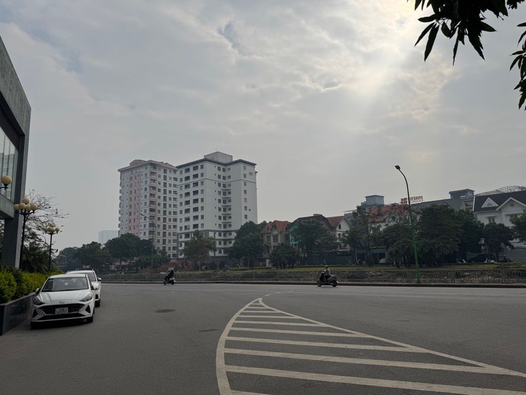 Bán nhà Đại Kim - diện tích 77m2 1 tầng - Chung cư đẹp, thoáng mát - giá 6,05 tỷ