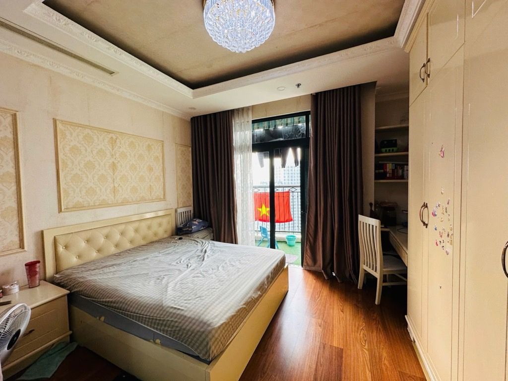 Bán nhà Nguyễn Trãi - diện tích 125m2 1 tầng - Căn hộ cao cấp - giá 17,8 tỷ