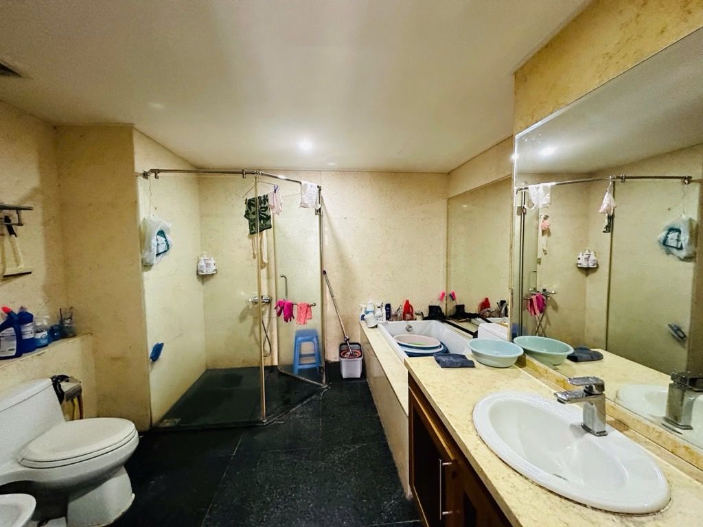 Bán nhà Nguyễn Trãi - diện tích 125m2 1 tầng - Căn hộ cao cấp - giá 17,8 tỷ