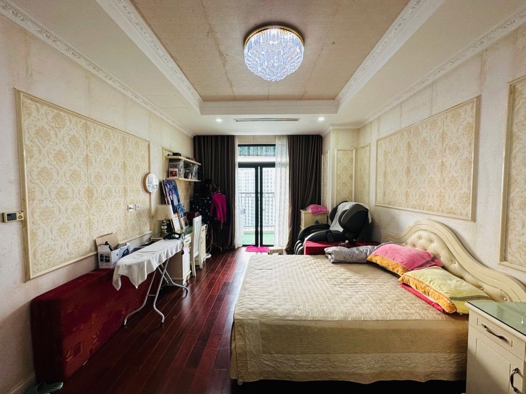 Bán nhà Nguyễn Trãi - diện tích 125m2 1 tầng - Căn hộ cao cấp - giá 17,8 tỷ