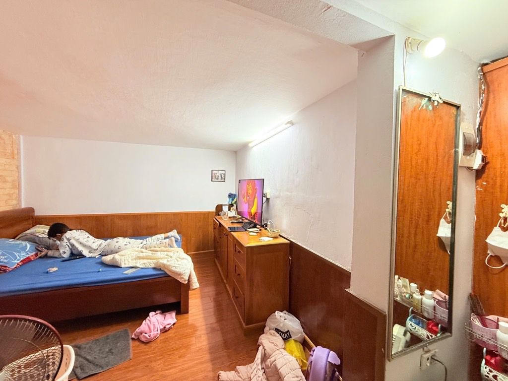 Bán nhà Hoàng Mai - diện tích 43m2 4 tầng - Ô TÔ ĐỖ CỬA - giá 13,5 tỷ