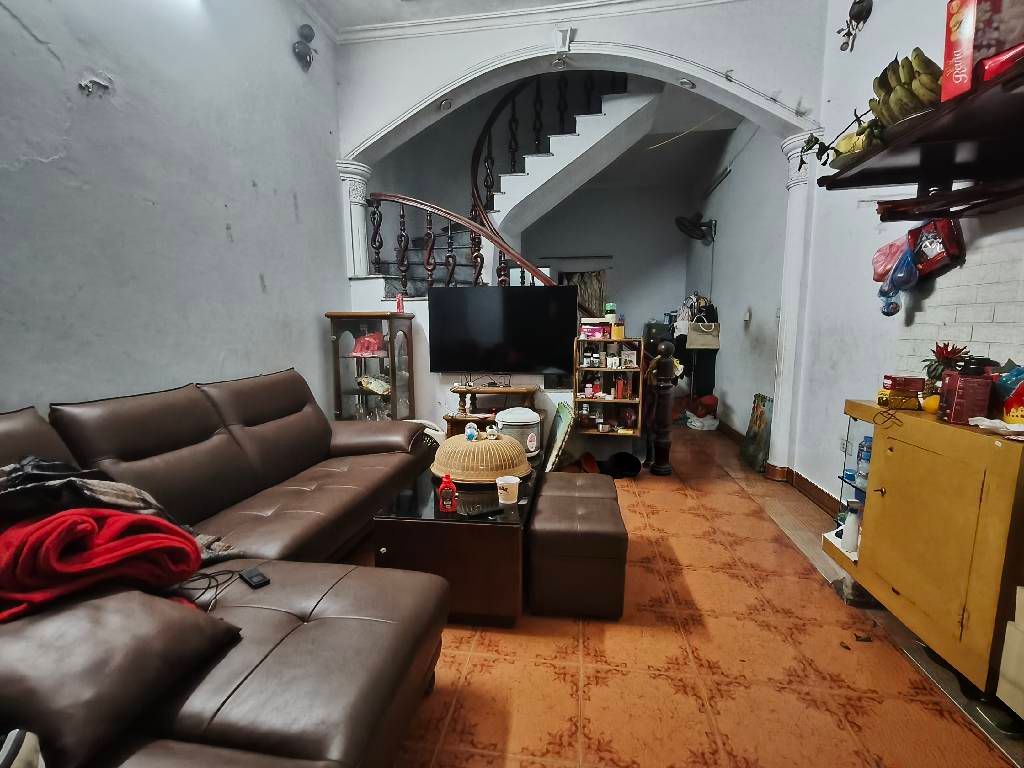 Bán nhà Nguyễn Khoái - diện tích 51m2 3 tầng - Lô góc - giá 5,5 tỷ