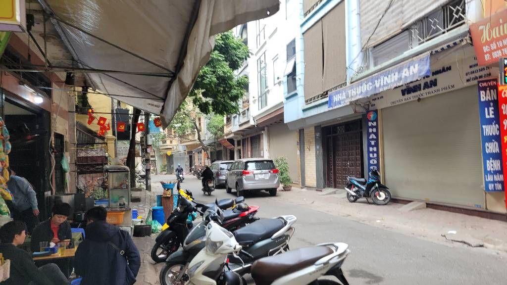 Bán nhà Minh Khai - diện tích 109.8m2 5 tầng - ô tô vào tận nhà - giá 18,9 tỷ