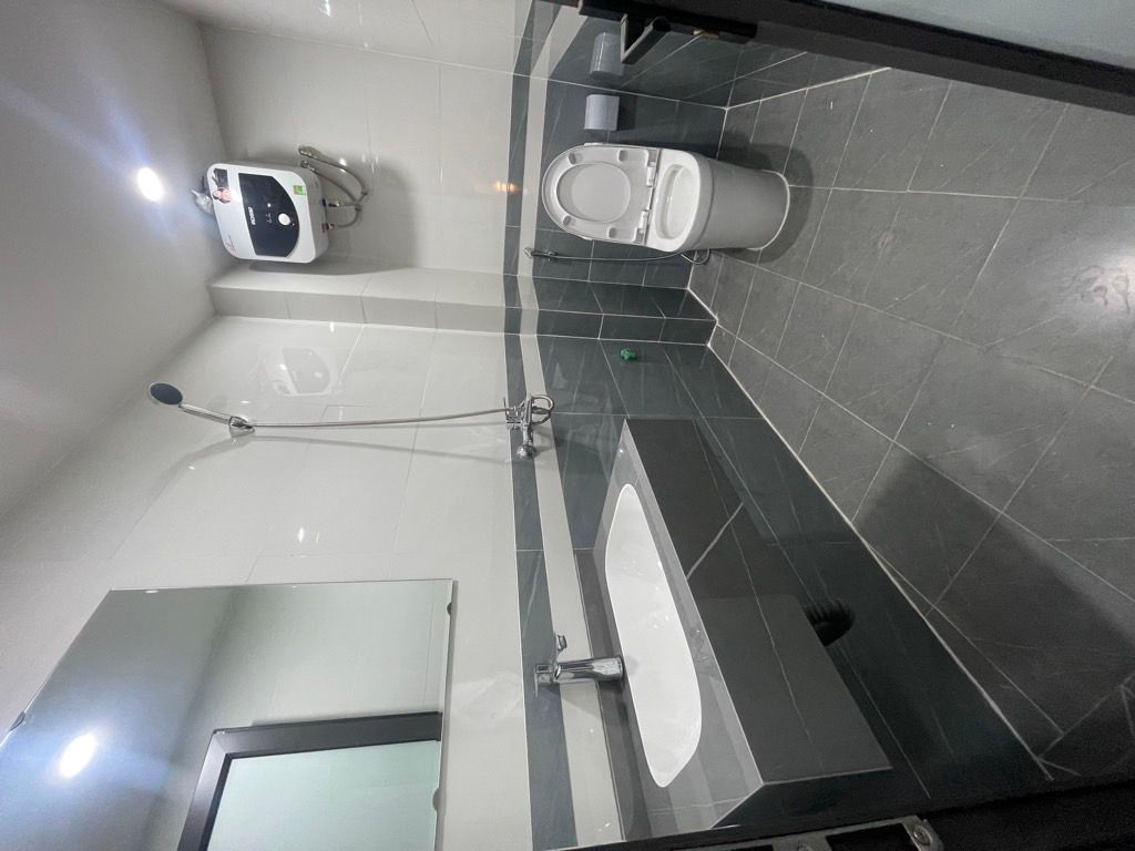 Bán nhà Tựu Liệt - diện tích 58m2 5 tầng - Mặt ngõ thông, ô tô tránh - giá 9,8 tỷ