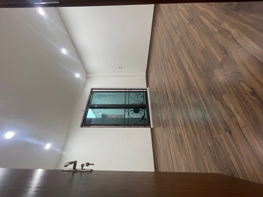 Bán nhà Tựu Liệt - diện tích 58m2 5 tầng - Mặt ngõ thông, ô tô tránh - giá 9,8 tỷ