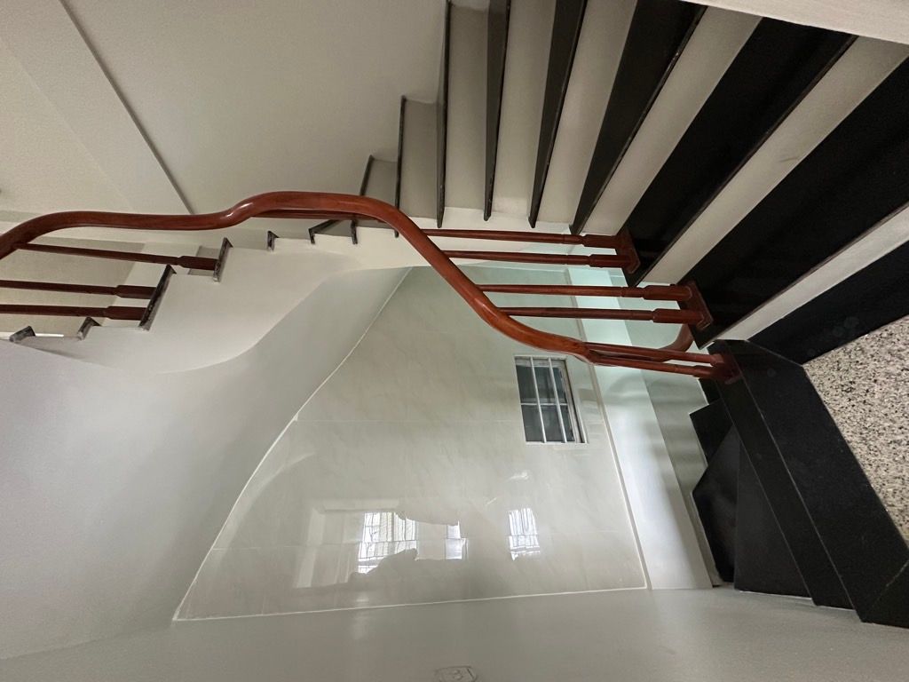 Bán nhà Đại Đồng - diện tích 30m2 5 tầng - Ô tô vỉa hè cách nhà 20m - giá 7,3 tỷ