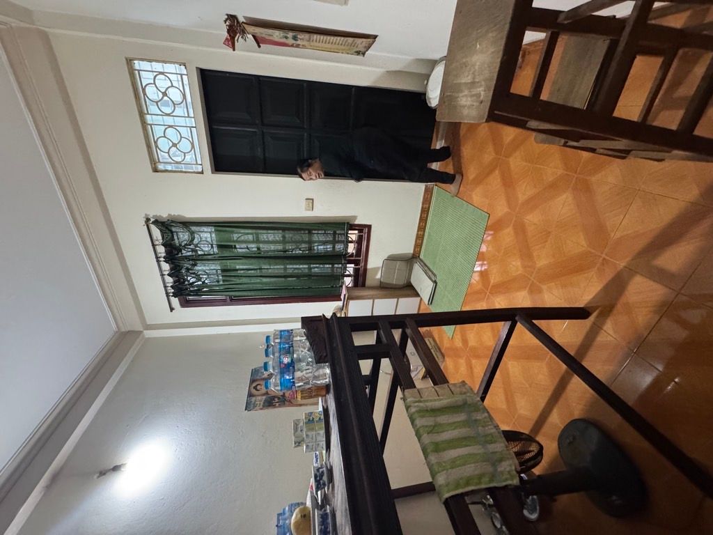 Bán nhà Nguyễn Trãi - diện tích 53m2 5 tầng - Nhà 2 mặt ngõ, ngõ thông tứ tung - giá 10,6 tỷ