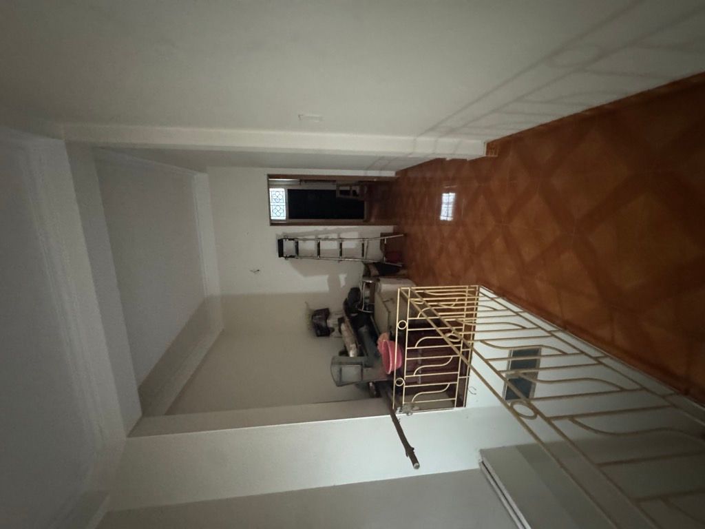 Bán nhà Nguyễn Trãi - diện tích 53m2 5 tầng - Nhà 2 mặt ngõ, ngõ thông tứ tung - giá 10,6 tỷ