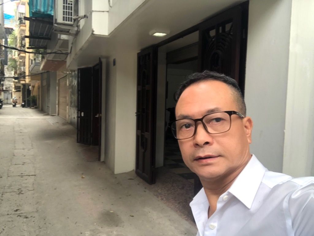 Bán nhà Lạc Trung - diện tích 46.2m2 5 tầng - Ô TÔ NGỦ TRONG NHÀ - giá 19,5 tỷ