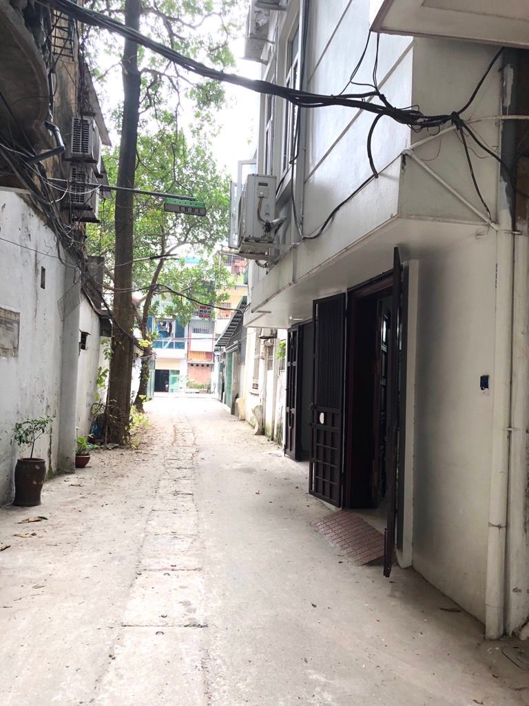 Bán nhà Lạc Trung - diện tích 46.2m2 5 tầng - Ô TÔ NGỦ TRONG NHÀ - giá 19,5 tỷ