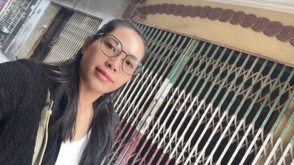 Bán nhà Minh Khai - diện tích 33m2 5 tầng - Mặt ngõ thông, kinh doanh - giá 8,8 tỷ