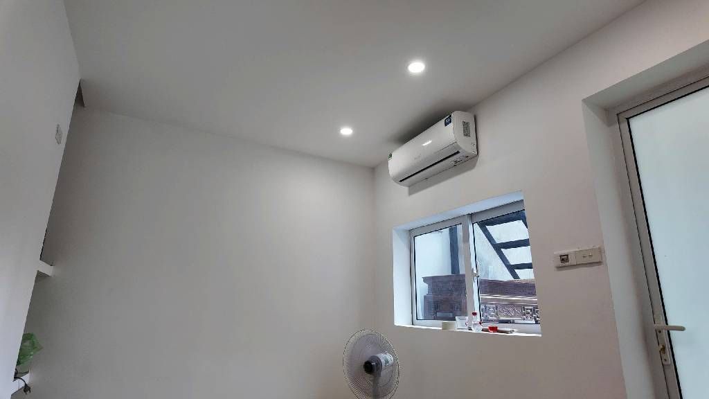 Bán nhà Tôn Đức Thắng - diện tích 21,8m2 5 tầng - Nhà khung cột chắc chắn - giá 6,3 tỷ