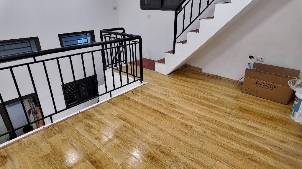 Bán nhà Tôn Đức Thắng - diện tích 21,8m2 5 tầng - Nhà khung cột chắc chắn - giá 6,3 tỷ