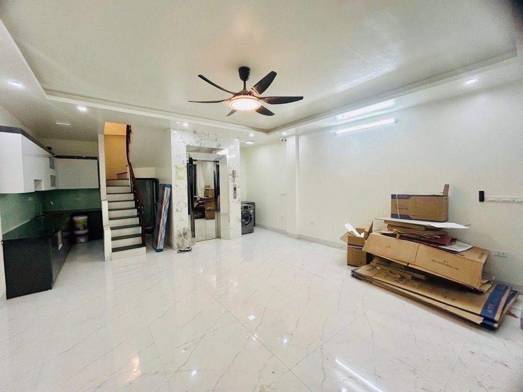 Bán nhà Minh Khai - diện tích 73m2 5 tầng - NGÕ THÔNG KINH DOANH ONLINE - giá 14,5 tỷ